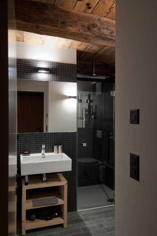 Hotel Montagne Alternative Orsières Habitación foto